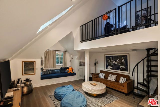 29105 Old Mill Creek Lane, Agoura Hills, CA 91301
