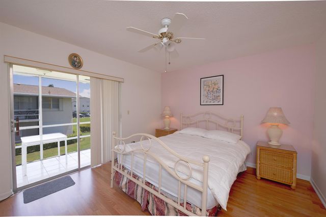 320 W Horizons W 210, Boynton Beach, FL 33435