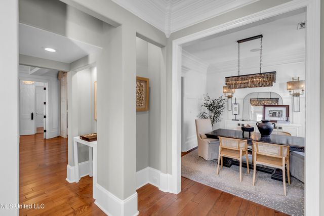 1118 E Beach Boulevard, Gulfport, MS 39501