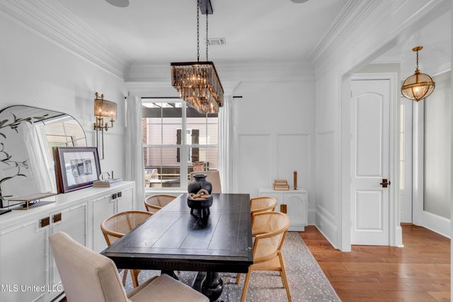 1118 E Beach Boulevard, Gulfport, MS 39501