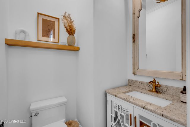 1118 E Beach Boulevard, Gulfport, MS 39501