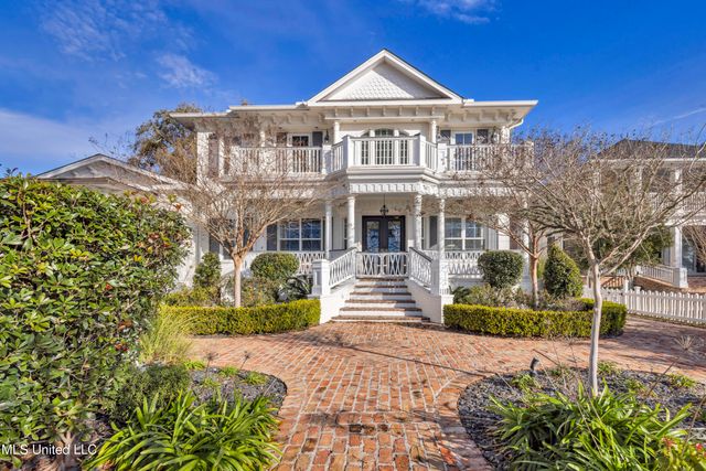 1118 E Beach Boulevard, Gulfport, MS 39501