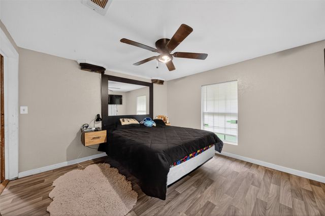 319 McArthur Street, Athens, TX 75751