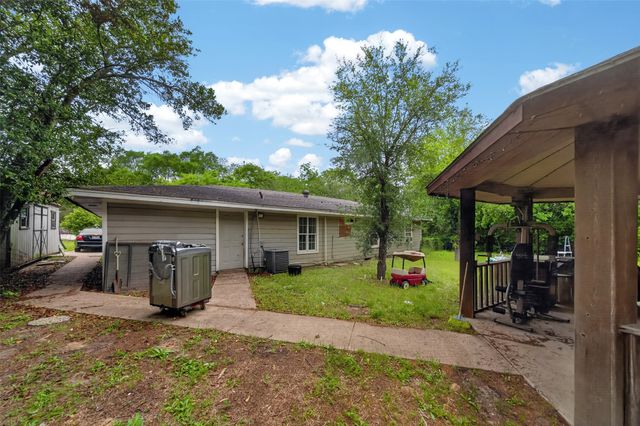 319 McArthur Street, Athens, TX 75751