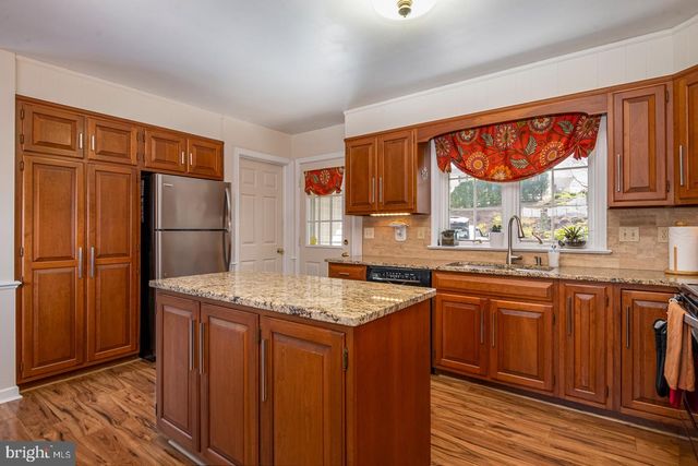 31 ESTATES DR, Reading, PA 19606