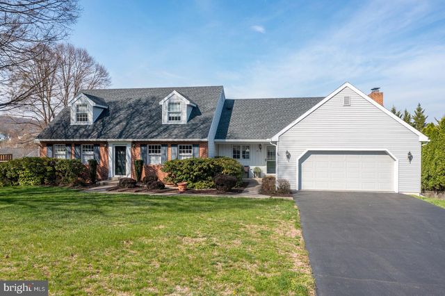 31 ESTATES DR, Reading, PA 19606