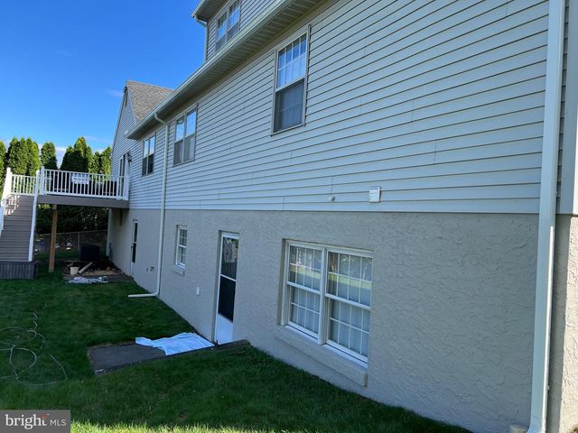 31 ESTATES DR, Reading, PA 19606