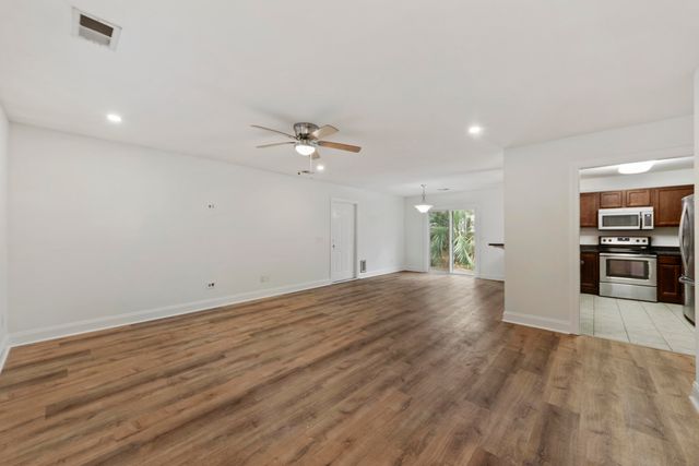 1530 Stanwick Drive, Johns Island, SC 29455