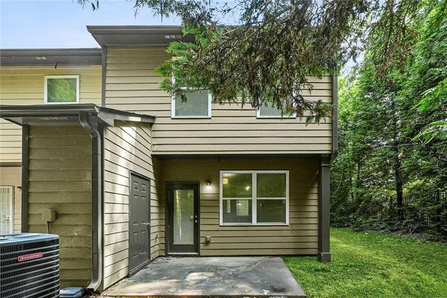 1618 Bayrose Circle, Atlanta, GA 30344