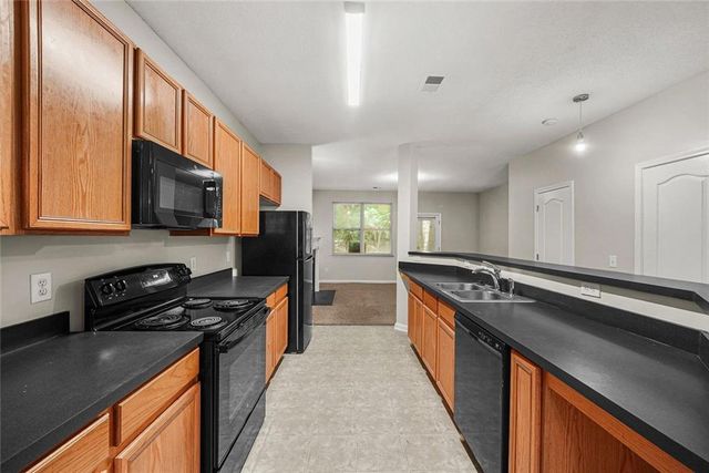 1618 Bayrose Circle, Atlanta, GA 30344