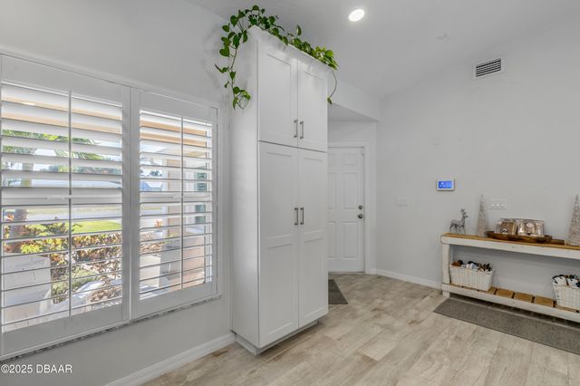 814 Maralyn Avenue, New Smyrna Beach, FL 32169