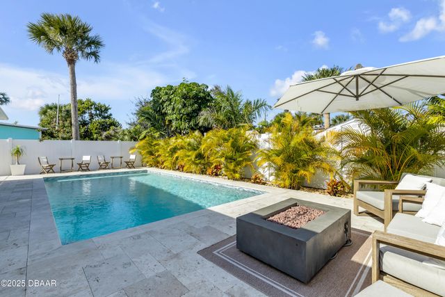 814 Maralyn Avenue, New Smyrna Beach, FL 32169