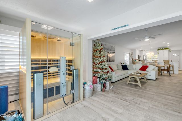 814 Maralyn Avenue, New Smyrna Beach, FL 32169