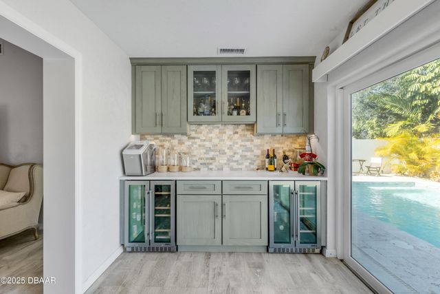 814 Maralyn Avenue, New Smyrna Beach, FL 32169