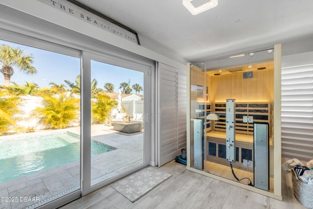 814 Maralyn Avenue, New Smyrna Beach, FL 32169