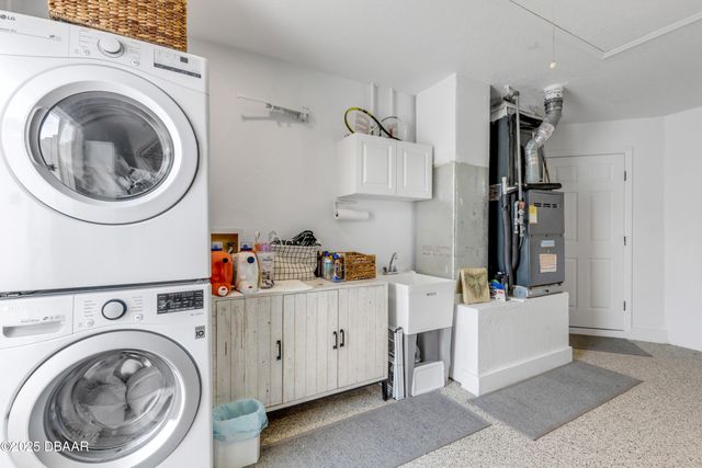 814 Maralyn Avenue, New Smyrna Beach, FL 32169