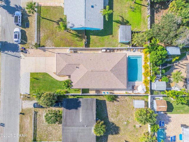 814 Maralyn Avenue, New Smyrna Beach, FL 32169