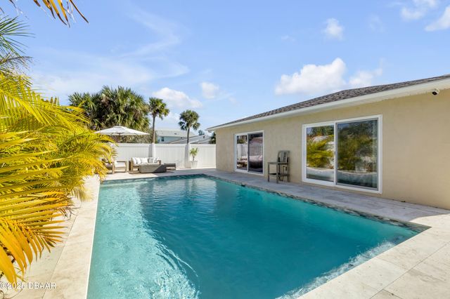 814 Maralyn Avenue, New Smyrna Beach, FL 32169