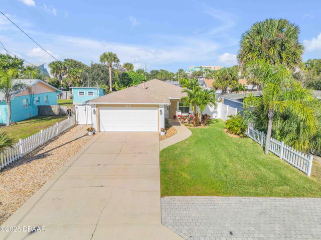 814 Maralyn Avenue, New Smyrna Beach, FL 32169