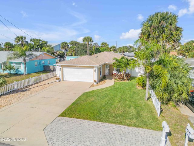 814 Maralyn Avenue, New Smyrna Beach, FL 32169