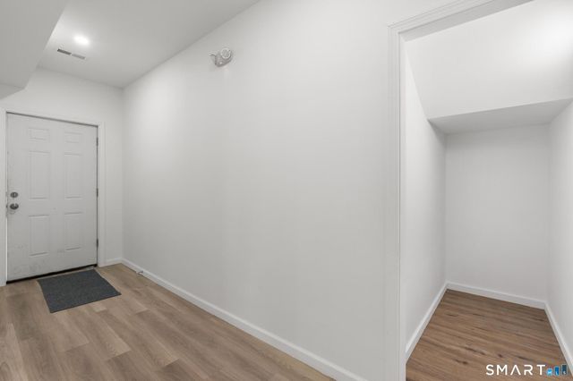 16 Arch Street 1, Waterbury, CT 06710