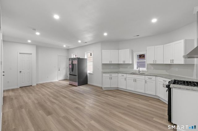 16 Arch Street 1, Waterbury, CT 06710