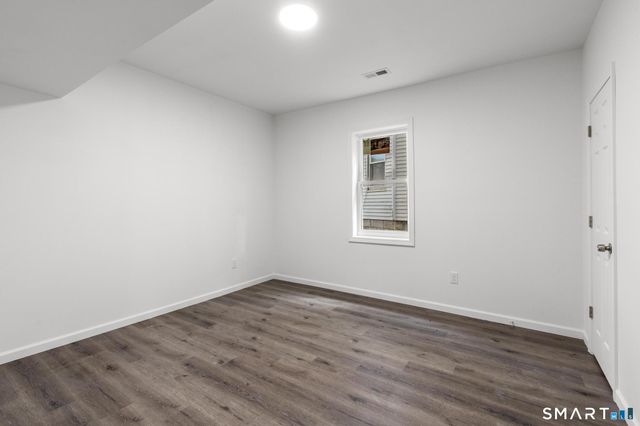 16 Arch Street 1, Waterbury, CT 06710