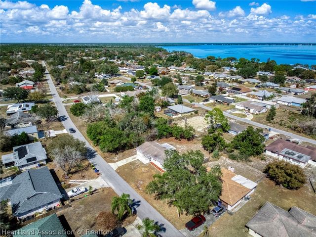 125 Lemon Road NW, Lake Placid, FL 33852