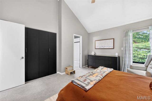 11333 Cragwold Road, St Louis, MO 63122