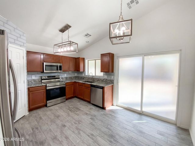 36795 W MONDRAGONE Lane, Maricopa, AZ 85138