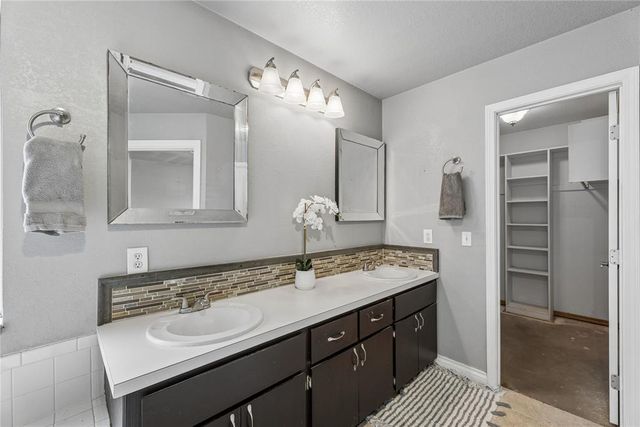 14413 S Harvey Avenue, Oklahoma City, OK 73170