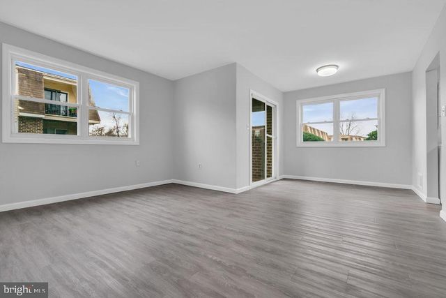 19-1 FLORENCE TOLLGATE PL, Florence, NJ 08518