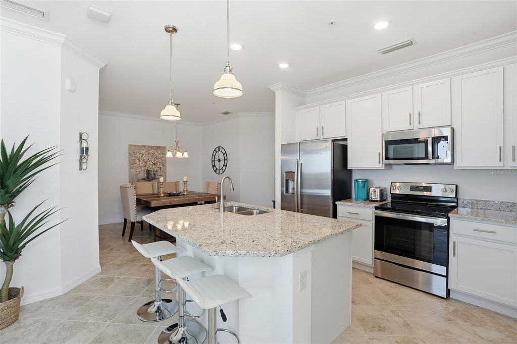 Image 13 of property listing at 14061 HERITAGE LANDING BOULEVARD 431, Punta Gorda, FL 33955