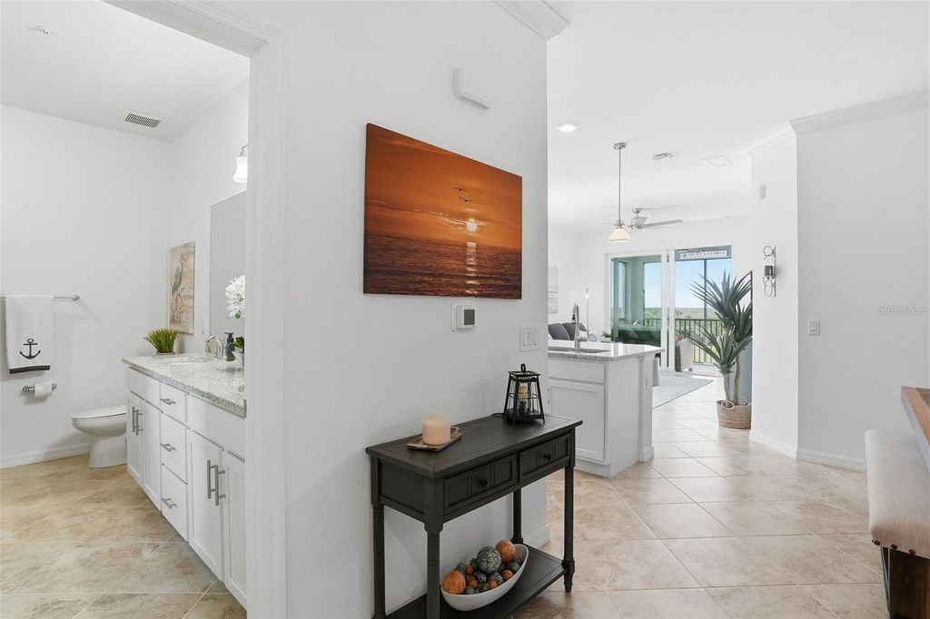 Image 5 of property listing at 14061 HERITAGE LANDING BOULEVARD 431, Punta Gorda, FL 33955