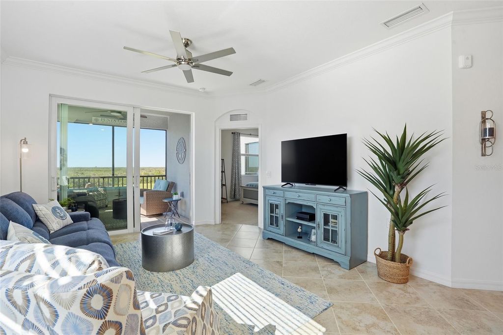 Image 9 of property listing at 14061 HERITAGE LANDING BOULEVARD 431, Punta Gorda, FL 33955