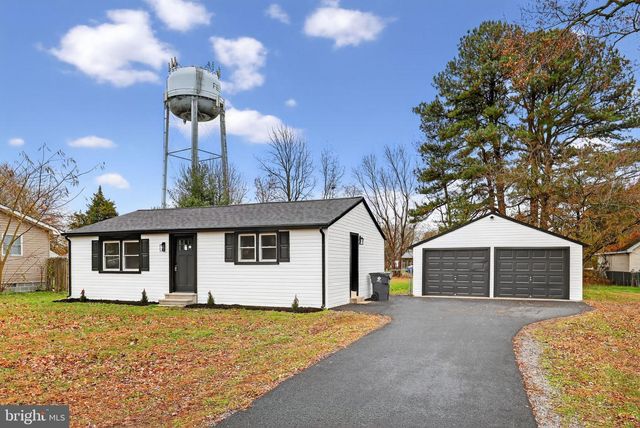 216 W HIGH ST, Felton, DE 19943