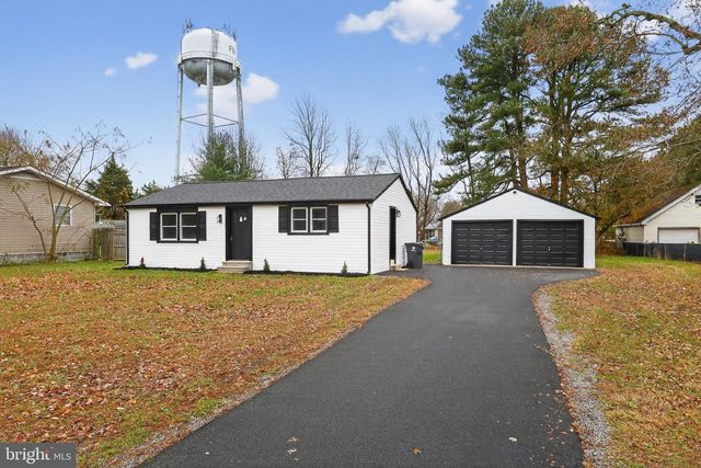 216 W HIGH ST, Felton, DE 19943