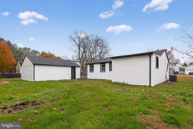 216 W HIGH ST, Felton, DE 19943