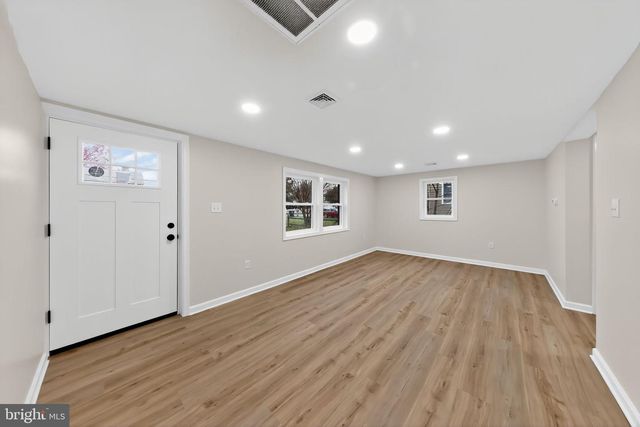 216 W HIGH ST, Felton, DE 19943