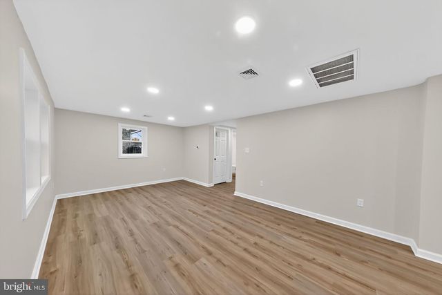 216 W HIGH ST, Felton, DE 19943