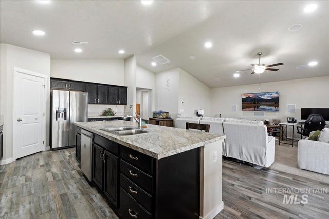 15936 N Freestone Way, Nampa, ID 83651