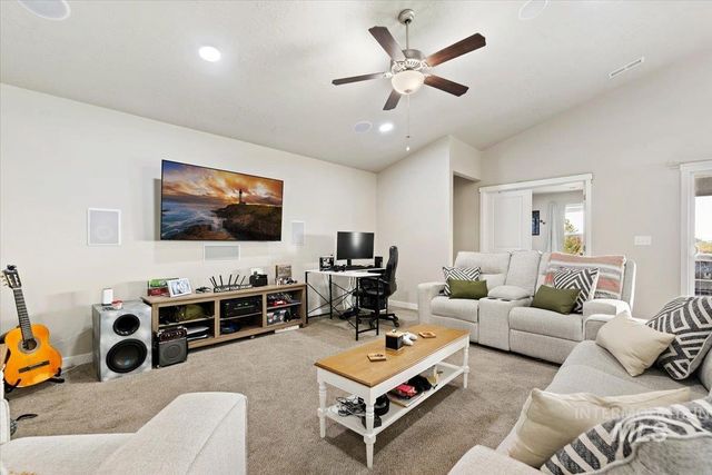 15936 N Freestone Way, Nampa, ID 83651