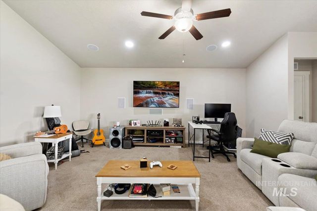 15936 N Freestone Way, Nampa, ID 83651