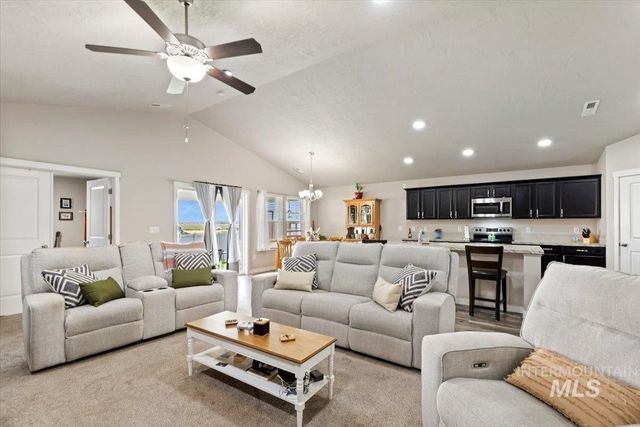 15936 N Freestone Way, Nampa, ID 83651