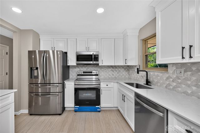 2700 Sonata Circle, Miami Twp, OH 45449