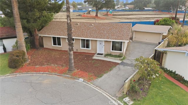302 S Treanor, Glendora, CA 91741