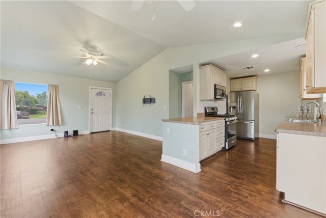 302 S Treanor, Glendora, CA 91741