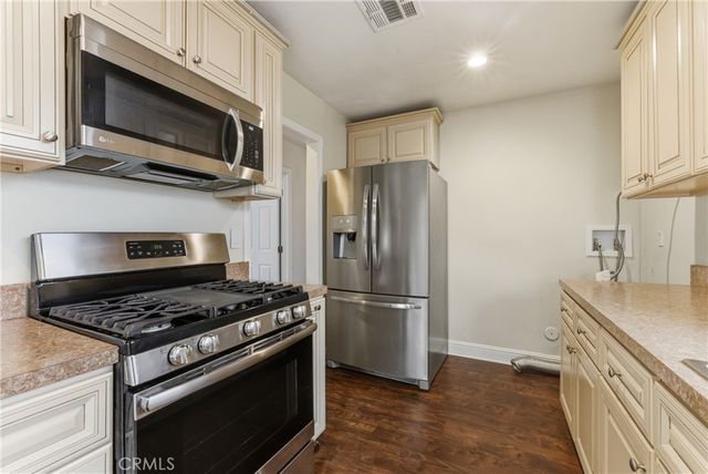 302 S Treanor, Glendora, CA 91741
