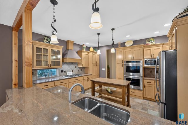 2208 W Black Rock Cir Circle, Sioux Falls, SD 57108