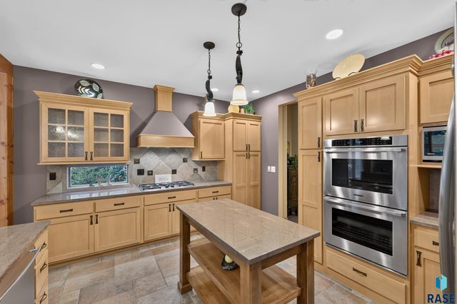 2208 W Black Rock Cir Circle, Sioux Falls, SD 57108
